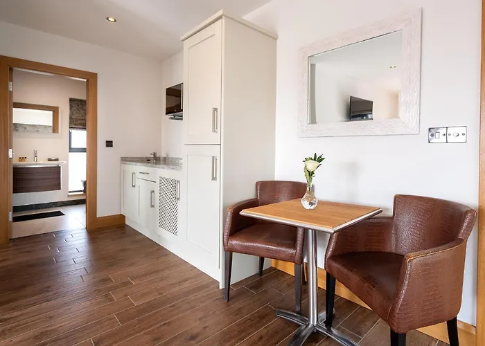 Antrim House Guest Rooms & Suites (Adults Only)