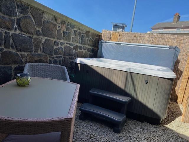 Antrim House Guest & (adults Only) Bed & Breakfast Portrush