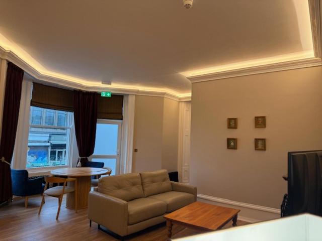 Antrim House Guest & (adults Only)