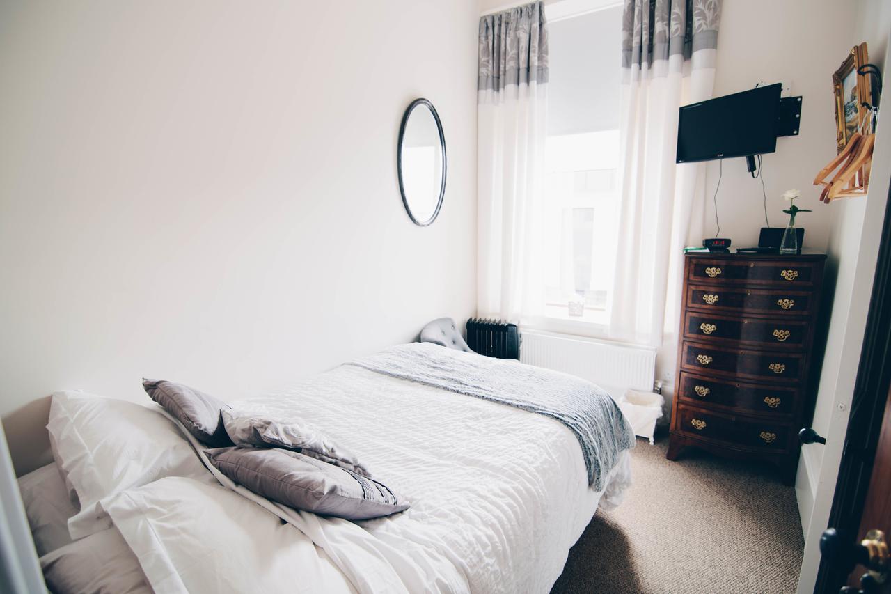 Antrim House Guest & (adults Only) Bed & Breakfast